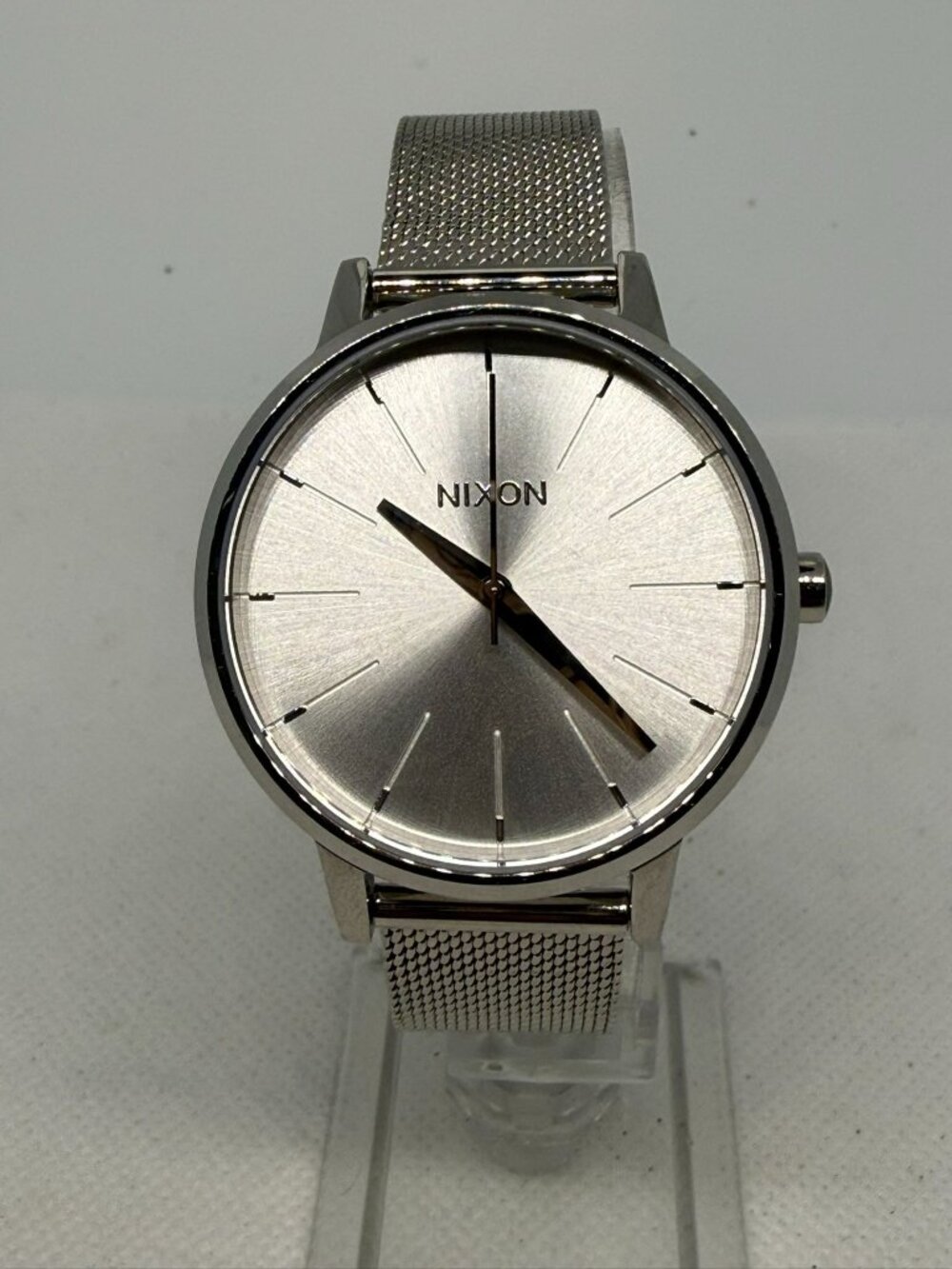 Nixon Kensington Milanese L17 Women’s Silver Mesh Stainless Steel Quartz Watch